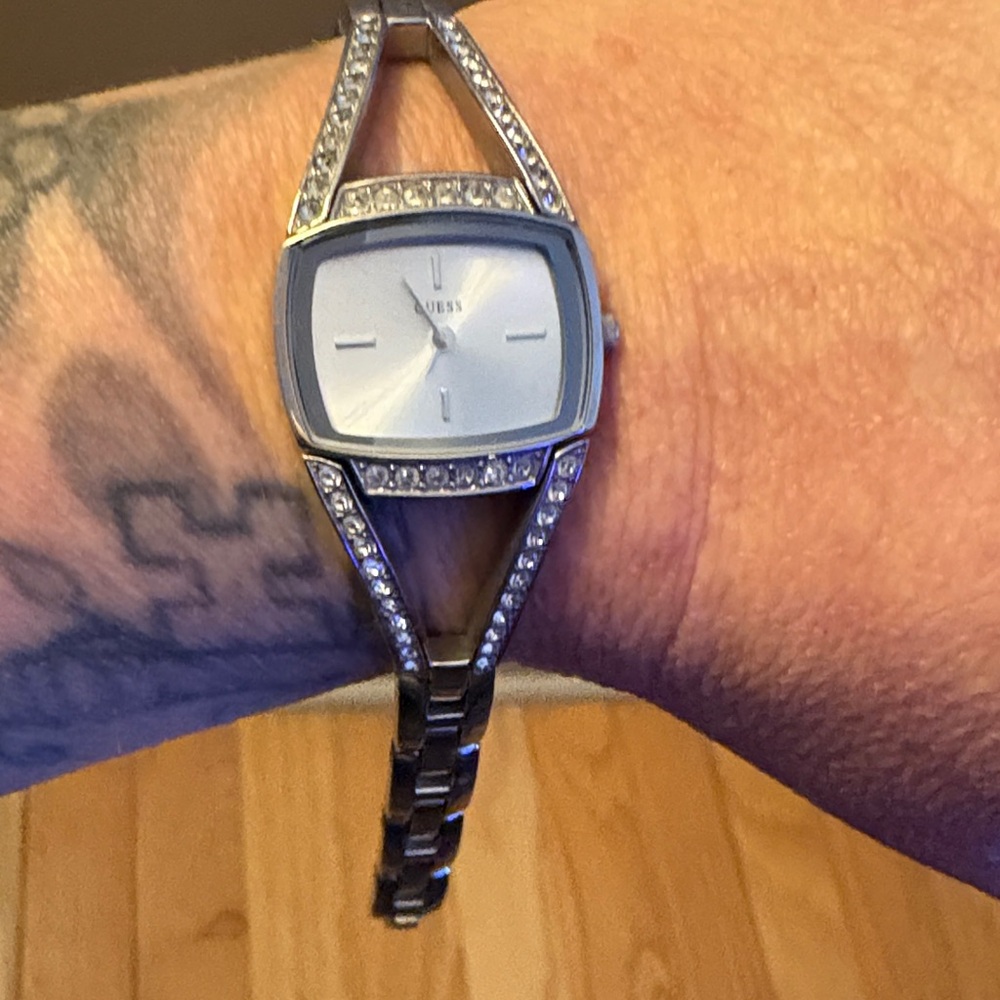 GUESS Silver Crystal Accent Women's Bracelet Watch